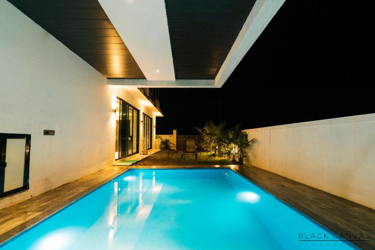 Platinum Villa 3Bhk Лонавала Экстерьер фото